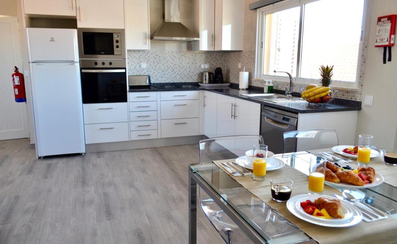 Villa Eltael - Rita Apartment - Warm Pool Until 1 November Manta Rota Ngoại thất bức ảnh